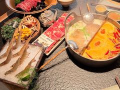 -三出山火锅(南京万象天地店)