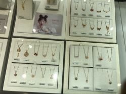 -潮宏基(万象城店)