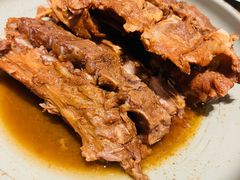 特色大铁锅烀腔骨-95号酱骨·一块豆腐(展春园西路店)