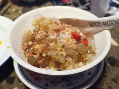 -沪小二炭火蛙锅(淮海中路美食不夜城店)