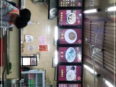 -小胖包子王(定安路店)