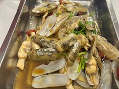 -胶东海鲜大排档(北太平庄店)