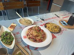 -肥肥虾庄·金牌油焖大虾(杨园滨江时代walk店)