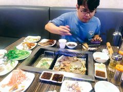 -鲜阁坊海鲜自助融合烤肉(银泰百货温州瓯海店)