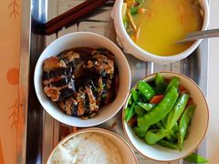 -爱的果实月嫂育婴师(世纪东方店)