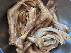 -狗撵鸭(泰山公寓店)