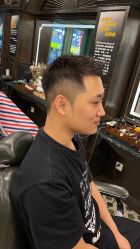 -海文先生国潮烫染男士理发馆