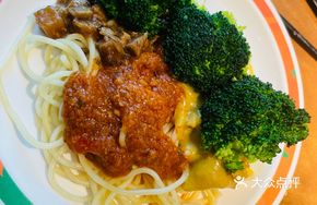 Black Pepper Chicken Stir-Fried Noodles