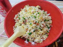 -江城燕子大排档(江汉路步行街店)