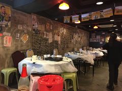 大堂-鲜入围煮花胶鸡海鲜火锅