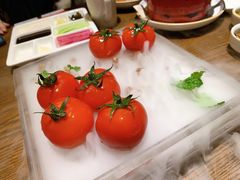 番茄脆菇沙拉-小大董·烤鸭(王府井apm店)