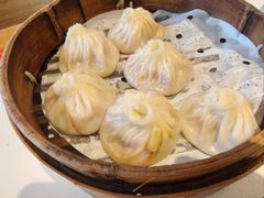 -馋三尺蟹粉小笼(人民广场店)