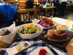 -皇冠自酿啤酒坊(中国红街5号楼店)