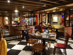 大堂-江边城外烤全鱼(方庄时代购物中心店)