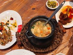 -皮蛋弟砂锅店(总店)