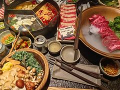 -三出山火锅(南京万象天地店)