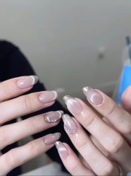 -UU·NAIL美甲美睫專門店