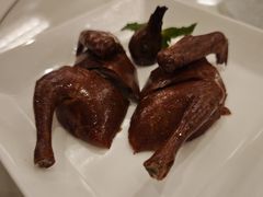 脆皮乳鸽-利苑酒家(合景国际金融广场店)