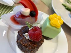 -亮马河饭店翠雅咖啡厅