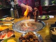 韩式腌猪王排-·缸桶屋·韩式牛肋条自助烤肉(西湖D11店)