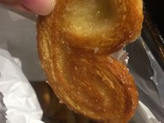 蝴蝶酥-上海哈尔滨食品厂(汇联商厦店)