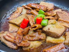 -东豪园林海鲜酒家(南港路辅路店)