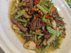 小炒皓月牛肉-老妈菜馆(建设街店)
