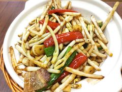 五花肉煸长寿芽-艳阳度假酒店·餐厅