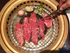 -山川小町·极番烧肉(新地假日广场店)