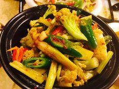 干锅有机花菜-楼兰印象(朝外店)