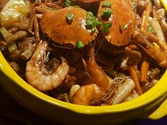 -多嘴肉蟹煲(万达店)