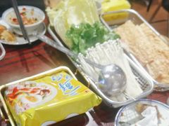 -沙胆彪炭炉牛杂煲(成都玉林店)