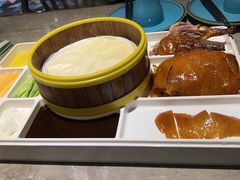 -月枫江南小馆(绿地缤纷广场店)