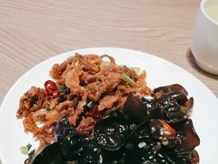 -艳阳天·非遗楚菜(武汉客厅店)