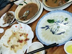 -始兴县农家小院餐馆