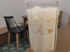 菠萝椰乳苏打-野路甜点铺(松柏路店)