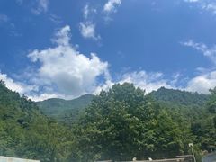 -西岭雪山大飞水景区