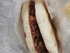 -清真马乐贝腊牛肉蛋黄菜夹馍(马蓉洒金桥店)