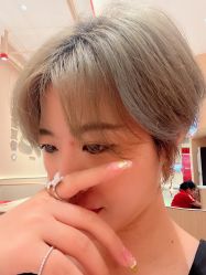 -V8潮牌·接发烫染连锁