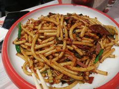 素粉-华仔龙虾(永乐路总店)