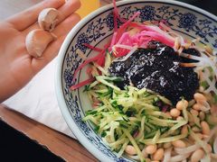 老北京炸酱面-门框胡同百年卤煮(新街口店)