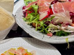 -LESCEDARS  Bistro香柏树(外滩店)