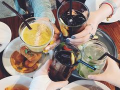 -ROAST coffee & eatery