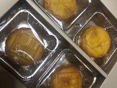 奶黄月饼-上海半岛酒店·半岛精品店