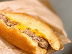 安格斯MAX厚牛芝士堡-麦当劳(宝山大厦店)