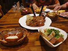 -申德勒加油站餐厅(三里屯北小街店)