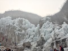 -大平台龙居瀑布旅游区