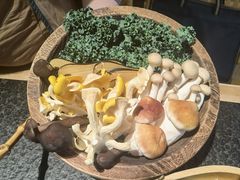 -三出山火锅(万象天地店)