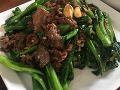 牛肉炒菜心-石岐乳鸽村(桥观坊南四巷店)