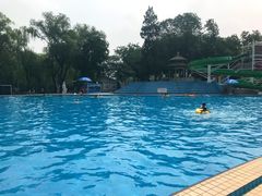 -青年湖公园水上世界